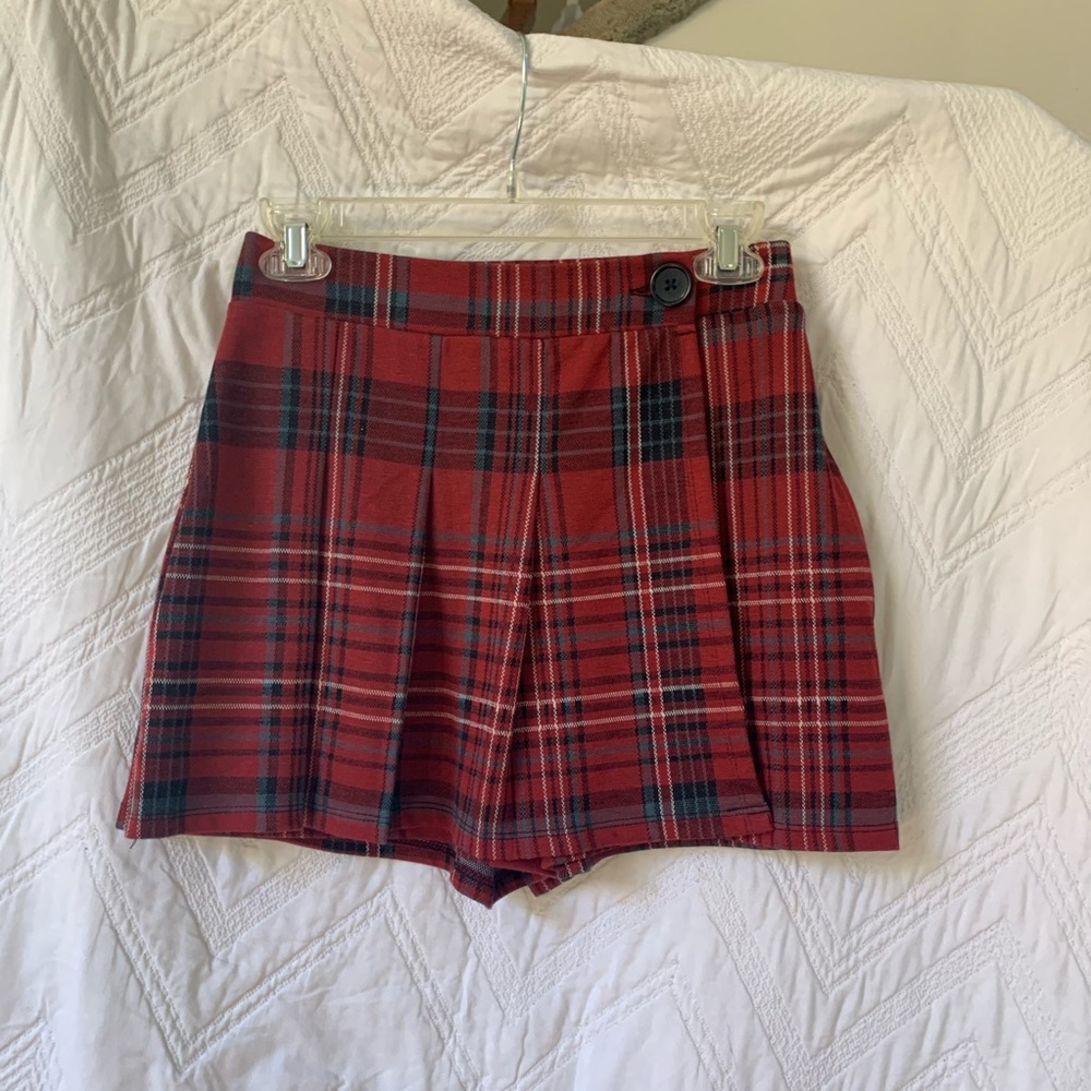 Hollister ultra high-rise skort